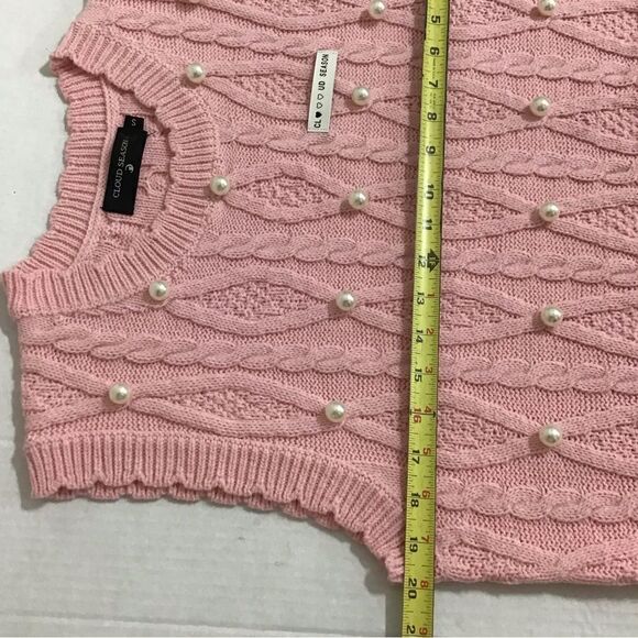 Cloud Season Pink Knit Pearl Embellished Sleeveless Sweater Vest Size Small - Picture 5 of 10